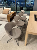 Flexform - 4er-Set Stuhl Susanne Stoff Eleo 1189 Grau Gestell Aluminium Schwarz Verchromt - 3