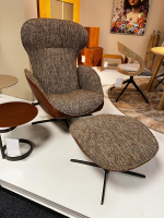 Jori - Lounge Sessel Daydreamer Innen Stoff Mamaye 204 Braun Beige Gelb Außen Leder Lolita Pralina Braun Gestell Bronze Lackiert Inklusive Hocker - 8
