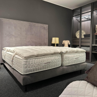 Treca Interiors - Bett Tournelle Stoff C Gasparde Grau Beige Füße Metall Schwarz Inklusive Matratzen Und Topper - 8