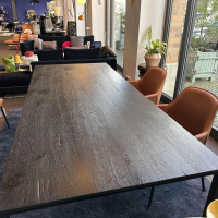 Janua - Esstisch S600 Platte Eiche Geköhlt Gestell Metall Tiefschwarz Matt Pulverbeschichtet - 2