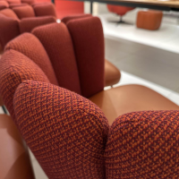 KFF - 6er Set Armlehnstuhl Gaia Rücken Stoff Rohi Cleo Lampion Rot Orange Sitz Leder Sauvage Terracotta Rot Gestell Schwarz - 6