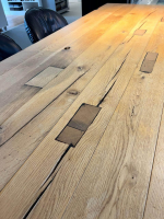 Janua - Esstisch Clamp BB11 Platte Eiche Altholz Natur Geölt Gestell Stahl Tiefschwarz Pulverbeschichtet - 4