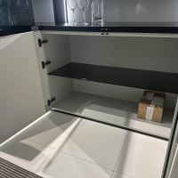 Kettnaker - Vitrine Soma Türen Grauglas Schwarz Korpus Lack Steingrau Grau - 4