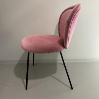 einzelstuehle-freifrau-side-chair-ona-bezug-baumwollvelours-spritz-rosso-rosa-stahlgestell-schwarz-3