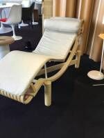 loungemoebel-cassina-liege-lc4-chaiselongue-tokyo-sonderbezug-outdoor-sunbrella-plein-air-gestell