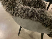 Tommy M - Sessel Lola Innen Lammfell Lamb Darkgrey Außen Leder B2 Corrida Anthrazit Gestell Holz Schwarz - 6