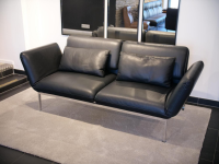 2-sitzer-sofas-bruehl-sofa-roro-medium-anilinleder-pearl-5707-farbe-10-schwarz-chromgestell-2