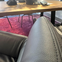 KFF - 4er-Set Stuhl Faye Leder Milano 260 Schwarz 4 Fuß Rundrohrgestell Struktur Schwarz M02 - 5