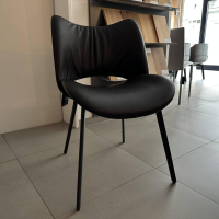 Poltrona Frau - Stuhl Nice Pelle Leder 29 Ardesia Schwarz Gestell Stahl Schwarz Brüniert - 6
