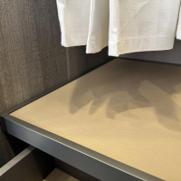 Poliform - Kleiderschrank Senzafine Melamin Eiche Gener mit 4 Drehtüren - 7