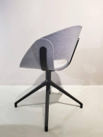 einzelstuehle-tonon-armchair-fl-t-stoff-x16-mud-grau-gestell-schwarz-lackiert-413-03-91438-7