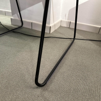 Bene - Armlehnstuhl B Side Stoff Urban Plus YN009 Schwarz Schale Weiß Kufengestell Schwarz Pulverbeschichtet Inklusive Universalgleiter - 5