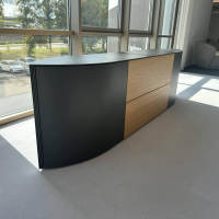 Hülsta - Lowboard Navis Front Eiche Natura Akzent Strukturlack Anthrazit Abdeckplatte Keramik Storm Nero Schwarz - 3