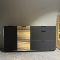 Wöstmann - Sideboard Solana Wildeiche Massiv Soft Gebürstet Front Mattglas Sockel Carbonfarbig Anthrazit - 6