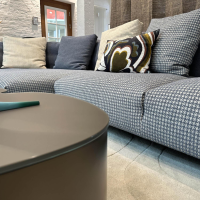 Ligne Roset - Couchtisch Pukka Platte Hartglas Bronzefarben Gestell Stahl Bronzefarben Matt Lackiert - 7