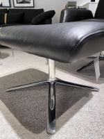 COR - Drehsessel Cordia Leder 286 Schwarz Gestell Aluminium Poliert mit Hocker - 5