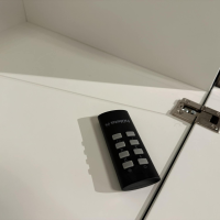 Hülsta - Garderobe Tetrim Lack Reinweiss Rahmen Silberfarbig - 4
