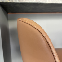 Maxalto - 3er-Set Barhocker Caratos Leder Gamma 280 Tortora Gestell Oben Bernsteinfarben Lackiert Unten Aluminium Glanzpoliert Drehbar - 5