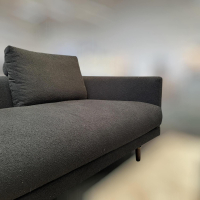 Bielefelder Werkstätten - Sofa Long Island Stoff Rhett BW1790-191 Anthrazit Fuß Esche Braun - 6