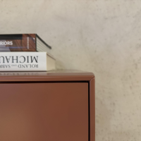 Contur - Highboard Colore Lack Matt Samtbeere 489 Rosa Rot Sockelrahmen Drehfuß Vitrine Klarglas Mit LED Beleuchtung - 7