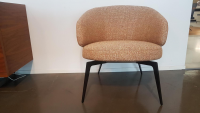 relaxsessel-lema-sessel-lounge-chair-bice-stoff-dd-tdd81-sarin-orange-fuesse-bronzefarben-229-02-4