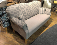 Barnickel - Sofabank Georgia Stoff 52 109 09 Grau Und 52 109 29 Grau Füße Eiche Geölt Inklusive Kissen - 5
