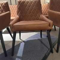 Nouvion - Sitzgruppe Jimmy Bezug Leder Rancho Cognac Braun Gestell Eiche Matt Schwarz - 4