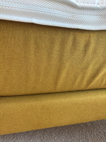 Delux Production OÜ - Boxspringbett Akador Night Laura Stoff Page 06 Mustard Gelb Füße Holz Schwarz - 9
