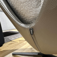 COR - Relaxsessel Cordia Lounge Korpus Leder Trüffel Braun Sitz Stoff Ecru Taupe Grau Gestell Lack F01 Schwarzbraun Mit Hocker - 2