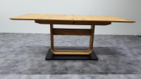 K+W - Tisch 5230 2D Ausziehbar Platte Asteiche Echtholzfurnier Gestell Eiche Bodenplatte Metall Schwarz - 5