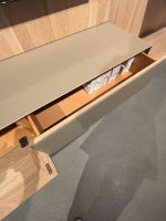 Team 7 - Wohnwand Cubus Pure 32 Eiche Weiß Geölt Farbglas In Naturweiß Kiesel Grau Und Graphitgrau Mit Beleuchtung Und TV-Halteplatte - 6