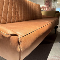 Nouvion - Sitzgruppe Jimmy Bezug Leder Rancho Cognac Braun Gestell Eiche Matt Schwarz - 14