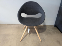 Tonon - Stuhl Moon Stoff Schwarz 6P9 Füße Holz - 8