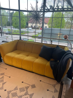 Raum.Freunde - Sofa Hedda Stoff Velvet 16 Yellow Gelb Füße Kunststoff Schwarz - 6