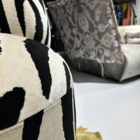 Bretz - Sessel Tharuun Stoff 67 8046 Velours de Gene Zebra Weiß Schwarz Teller Metall Teilpoliert - 3