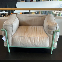 Cassina - Sessel LC3 Stoff Lipari Cenere Beige Gestell Metall Grün Matt Lackiert - 10