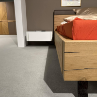 Hülsta - Bett Gentis Eiche Naturstamm Polsterapplikation Leder 5114 Grau Braun Mit Beleuchtung Und Fernbedienung - 5