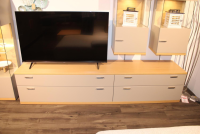 Rietberger Möbelwerke - Wohnwand Lodano Lack Cashmere Grau Eiche Sand mit Beleuchtung - 6