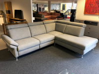 Carina - Ecksofa Modell 1073 Stoff Picasso Stone Metallfüße Aluminium Rund Glänzend mit Verstellfunktionen - 4