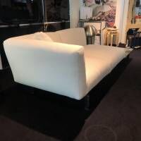 3-sitzer-sofas-knoll-international-sofa-avio-stoff-capraia-01cp-weiss-mit-marmortisch-201-01-19805-3