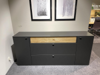 Venjakob - Sideboard 7243 3893 Lumea Lack Anthrazit Matt Und Eiche Gehackt Gebürstet Mit LED Beleuchtung - 7