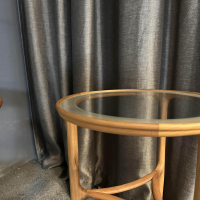 Cecotti - Beistelltisch Louis Primero Glasplatte Satinierter Rand Gestell Amerikanischer Nussbaum Mit Details In Ahorn - 2