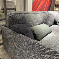 2-sitzer-sofas-rolf-benz-sofa-536-liv-smart-stoff-24-415-graublau-gestell-aluminium-verkehrsschwarz-3