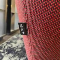 3-sitzer-sofas-vitra-chaise-lounge-suita-klein-stoff-laser-farbe-35-rot-moorbraun-untergestell-6
