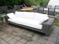 loungemoebel-dedon-outdoor-sofa-3-sitzer-paros-farbe-silt-mit-kissenset-dry-plush-farben-linen-off