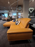 Polinova - Ecksofa PN-EM19074 LS840621 Leder Vivre Kurkuma Orange Metallfuß Schwarz - 6