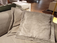 Raum.Freunde - Megasofa Juni Lounge Leder Movini Silver Grau Füße Kunststoff Schwarz Inklusive Kissen - 5