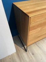 Team 7 - Sekretär Filigno Eiche Massiv Natur Geölt Kufen Matt Schwarz Pulverbeschichtet - 3