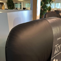 Stressless - Sessel Sunrise M Leder 094 Paloma 19 Black Schwarz Gestell Classic Schwarz Inklusive Hocker - 2