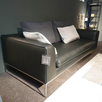 2-sitzer-sofas-cor-sofa-mell-bezug-leder-semi-286-schwarz-metalluntergestell-verchromt-372-01-59767-3